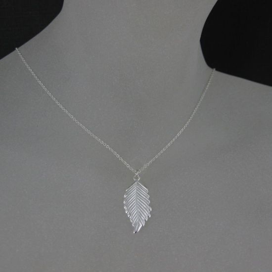 Wholesale 925 Sterling Silver Necklace- Feather Charm Pendant Necklace (16-24 inch)