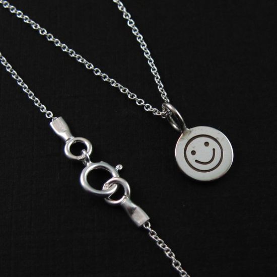 Wholesale 925 Sterling Silver Necklace-Happy Face Charm Pendant Necklace (16-24 inch)