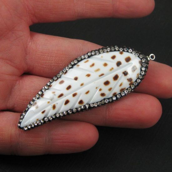 Wholesale Double Sided Curved Trumpet Shell Wing with Zircon Pave Pendant (1pc)