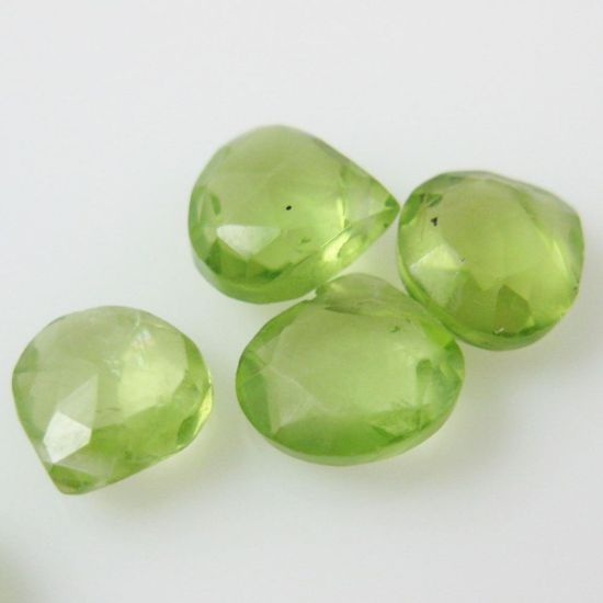 Wholesale Semiprecious Gemstone Beads -100% Genuine Peridot Gemstone Bead Faceted Heart Shape - Grade B - 6mm - 10 pieces