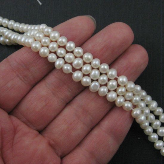 Wholesale Freshwater Pearl Strand 4-4.5mm Creamy White Round Pearls Wholesale Pearls for Beading and Jewelry Making