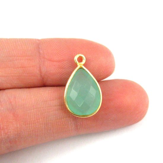 Wholesale Gold plated Sterling Silver Small Teardrop Bezel Peru Chalcedony Gemstone Pendant, Wholesale Gemstone Pendants for Jewelry Making