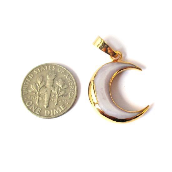 Crescent Moon Shell Pendant , Natural Gemstone Pendants, Wholesale Jewelry Supplies