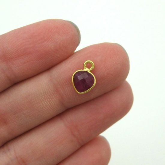 Wholesale Bezel Charm Pendant - Gold Plated Sterling Silver Charm - Ruby Dyed -Tiny Heart Shape - 10 x 7mm