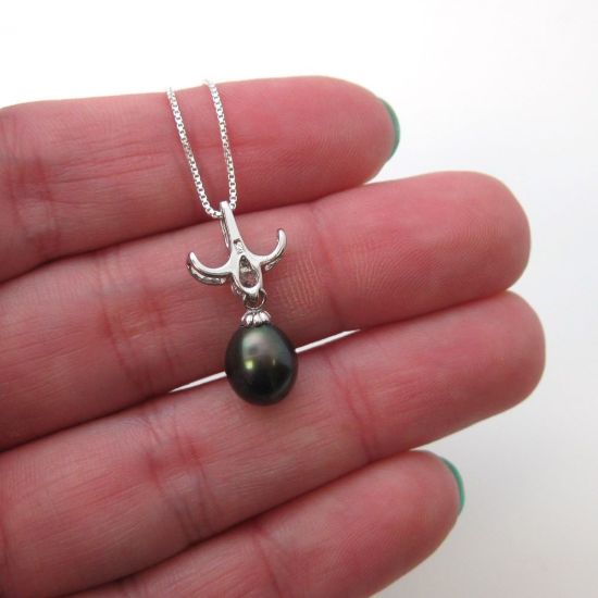 Wholesale Sterling Silver Peacock Freshwater Pearl and CZ Stone Petal Pendant Necklace-16"