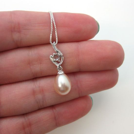 Wholesale Sterling Silver Cream Freshwater Pearl and CZ Stone Flame Pendant Necklace-16"