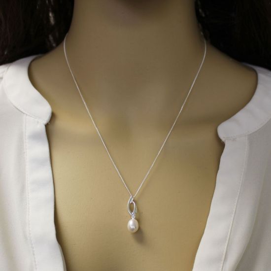 Wholesale Sterling Silver Flame Pendant with White Freshwater Pearl Necklace-18"