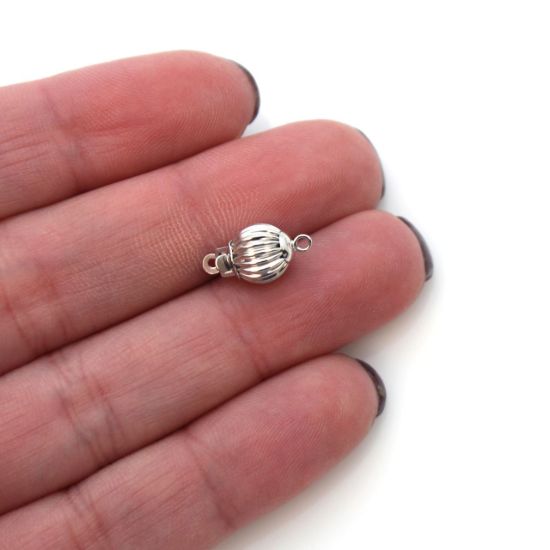 Wholesale 14K White Gold Round Corrugated Ball Clasp (7mm)