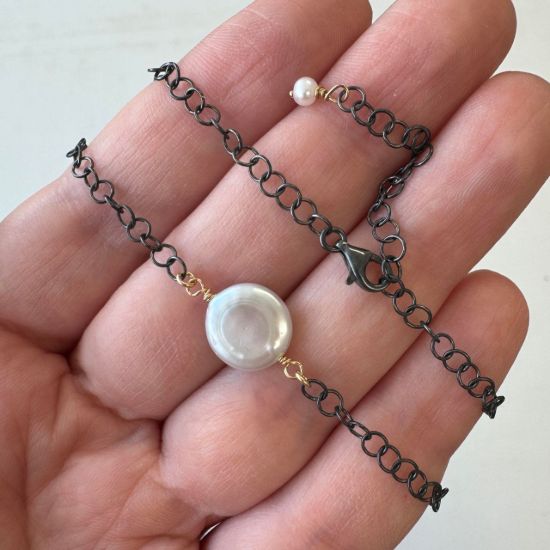 wholesale adjustable oxidized sterling silver circle cable chain necklace with gold filled wire wrapped coin shape freshwater pearl