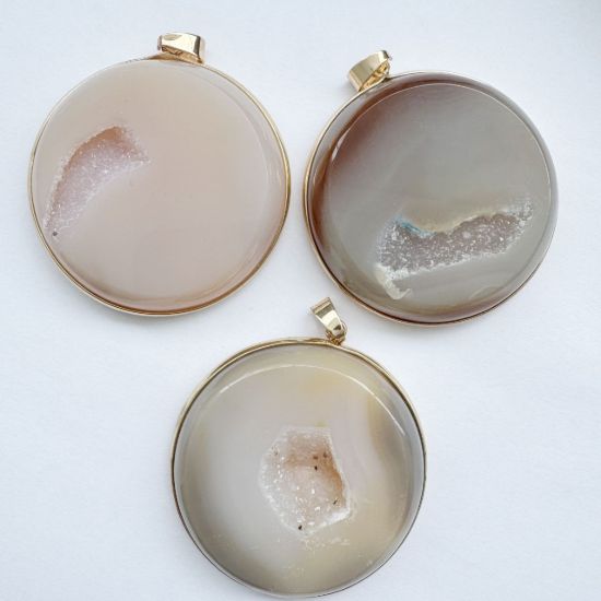 Wholesale Round  Agate Geode Pendant with Gold Edging and Bail