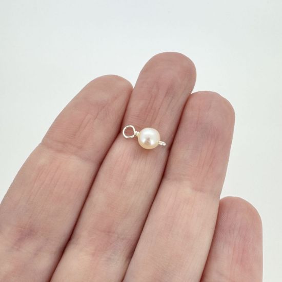 Wholesale Freshwater Pearl beads-Pink Pearl Charms 4.5 -5 mm