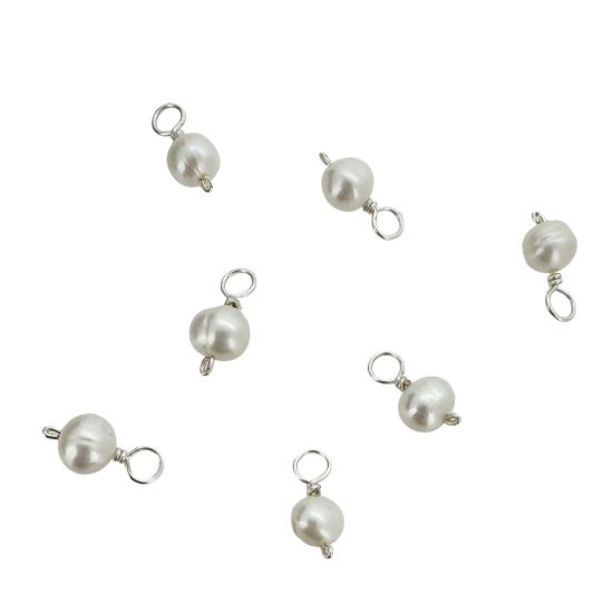 Wholesale Freshwater Pearl beads - White Pearl Charms 4.5-5mm