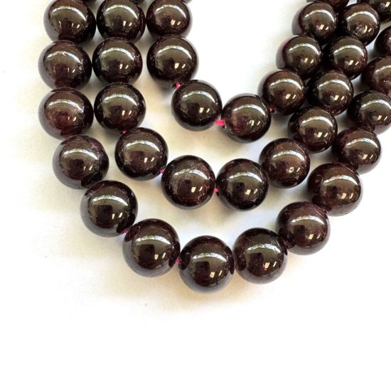 Wholesale Natural Gemstone Beads - 100% Genuine Garnet Gemstone Bead - Smooth Round Shape - (Sold Per 15" Strand)