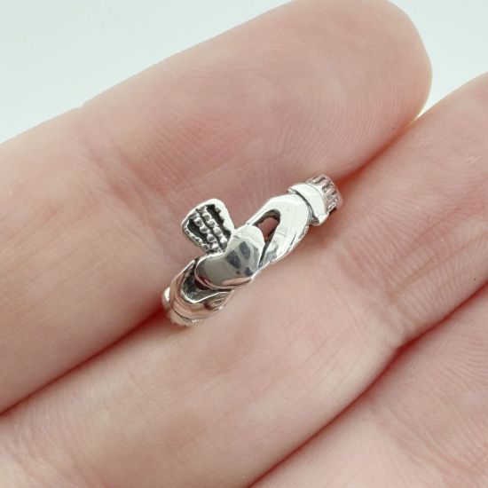 Wholesale 925 Sterling Silver Claddagh Cutout Adjustable Toe Ring